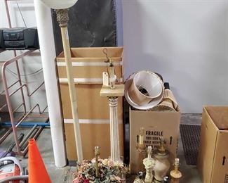 8 Lamps and 7 Lamp Shades
Measures approx from 17" to 71"