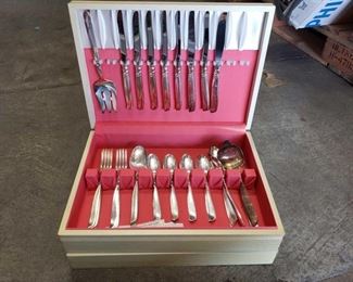 South Seas Community Silverware Set, With atni-Tarnish Silverware Container
South Seas Community Silverware Set, With atni-Tarnish Silverware Container
