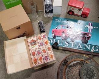 Vintage Matches, Tin Truck, Glass Vases and More
Miscellaneous Items Some Items Include Pens, Campbell's Soups Train, Pipes, decorative plate and More !