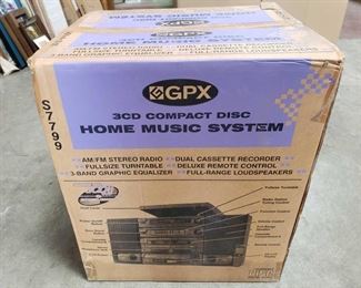 Home Music System - New in Box
3CD Home Music System Brand New In Box