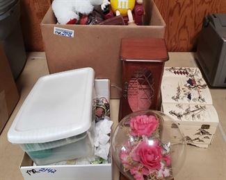 Jewelry Boxes, Glass Figurines, Sewing Supplies and More !
Jewelry Boxes, Glass Figurines, Sewing Supplies and More !