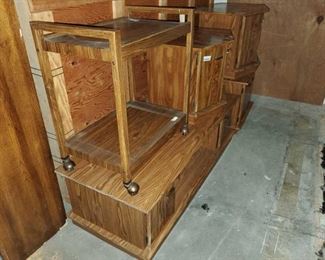 Entertainment Center, 3 End Tables and a Cart
Measures approx from 23"x23"x19 to 21"x54"x16"