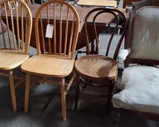 4 Chairs
Measures approx from 16"x16"x34" to 21"x23"x40"