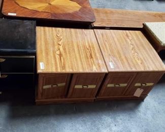 Dresser, End Tables and a Small Bench
Measures approx from 15"x25"x22" to 23"x23"x19"