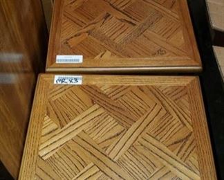 3 End Tables
Measures approx 16"x16"x17"