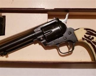 H. Schmidt Single Action Revolver ~ 6 Shot Cal. 22 LR and Cal. 22 Mag. ~ Model 21 S ~ Original Box