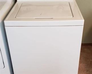 Performa Maytag Washing Machine ~ 27 in. x 27 in. x 43 in. ~ Lid Brackets are broken; however, can be replaced