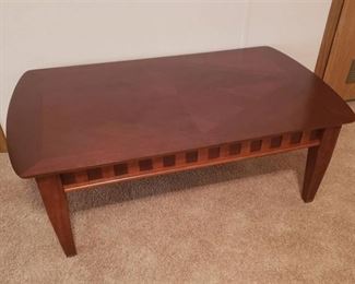 Coffee Table 48 in. x 28 in. x 16 1/2 in.