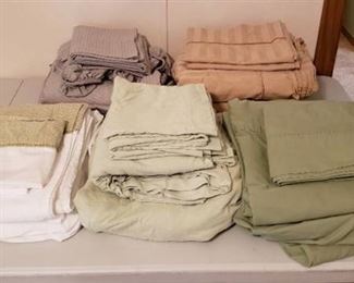 (5) Complete Sets of Queen Sheets