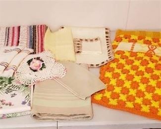 Lot of Vintage Linens