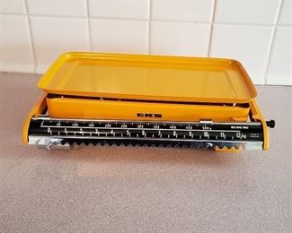 Vintage EKS Kitchen Scale