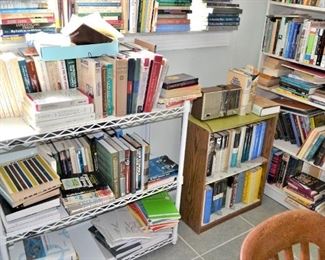 ONE OF TWO OLD RADIOS