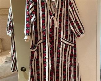 vintage housecoat
