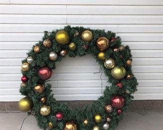HUGE wreath!