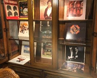 Who says you can’t display vinyl in a hutch?  