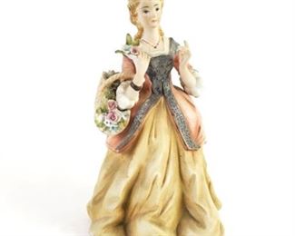 Lot 029
Vintage L'Amour China Figurine