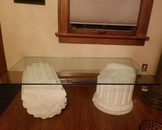 Beautiful Roman pillars/columns high end table very unique one pillar has been chipped $135 obo
