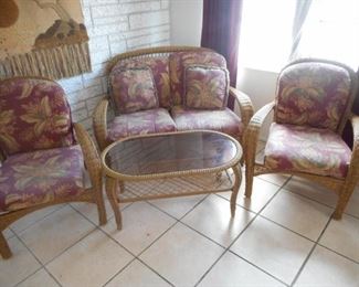 4 pc wicker patio furniture set w/cushions & pillows - cushions are faded https://ctbids.com/#!/description/share/341226
