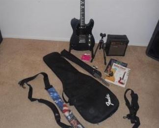 Hardluck Kings black electric guitar (Like New) w/Yamaha amp ++++ https://ctbids.com/#!/description/share/341265