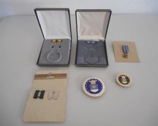 Lot of Airforce Insignias and Pins - 9pcs. - Shippable https://ctbids.com/#!/description/share/341610