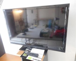 Insignia TV - 39" LCD - Works https://ctbids.com/#!/description/share/341680