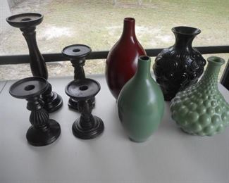 Lot of 8 candle holders/pedestals & vases https://ctbids.com/#!/description/share/341956
