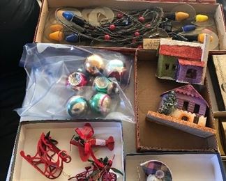 Xmas ornaments, Putz houses, 2 sets Noma Xmas lights in orig. box