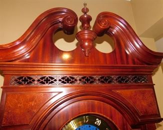 Ridgeway Grandfather Clock SN 94010154
