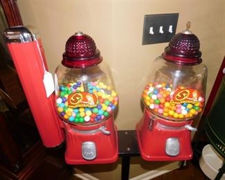 Double Gumball machine/Peanut machine with peanut toppers