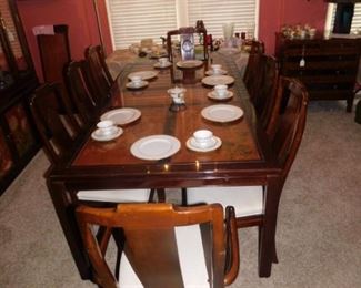 Universal Dining Table