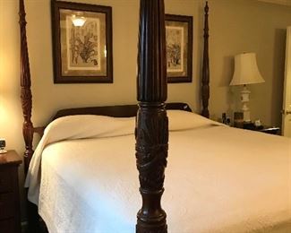 Elegant king size rice bed