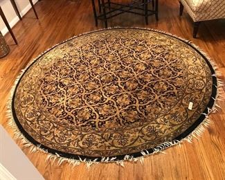 New find. Lovely round all wool rug