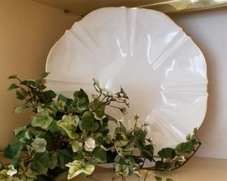 #22 - White dish with gold rim - $24.50