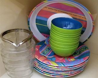 #47A Outdoor dishes - S32