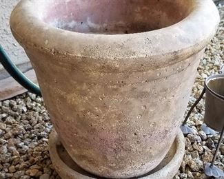 #118 Planter pottery - $18