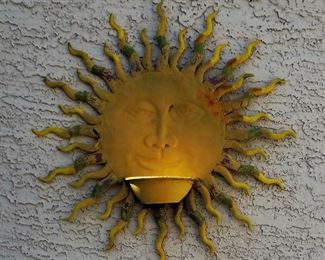 #123 Sun with face wall decor - $35