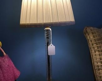 Charming bedroom table lamps (2) with marble base and etched glass stems