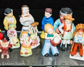 COLLECTIBLE FIGURINES