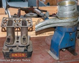 = Union Antique Heater - Small Separator - Vintage Tools - Gears - Pulleys - Perfect for STEAMPUNK ART!!