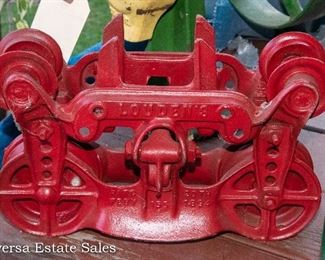  Lourde's HAY Pulley