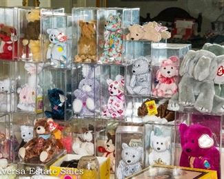 NEW - BEANIE BABIES