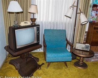  Mid Century Modern Paoli Chair - Mid Century Modern Floor Lamp