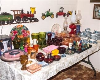 TABLES of collectibles