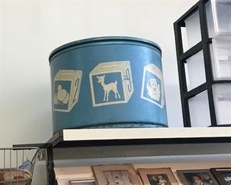 large round tin with lid