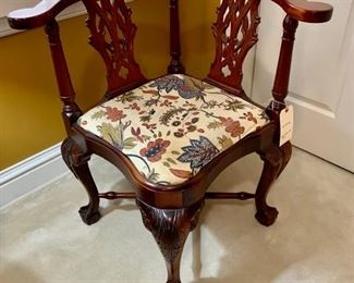 Chippendale style mahogony corner chair.