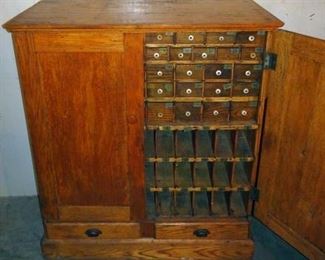 Oak 2 Door File Cupboard
