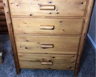 001 Gorgeous Rocky Top 4Drawer Log Dresser