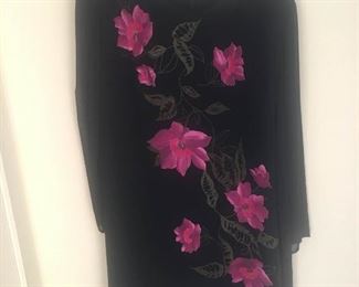 Liz Claiborne https://ctbids.com/#!/description/share/342858