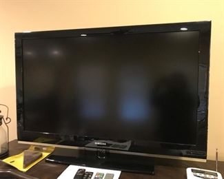40" Samsung HDTV