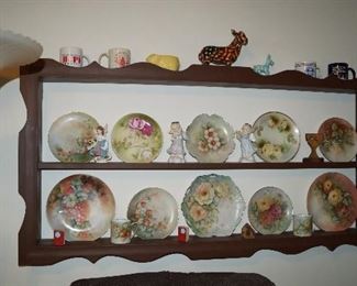 hand painted plates, plate rack